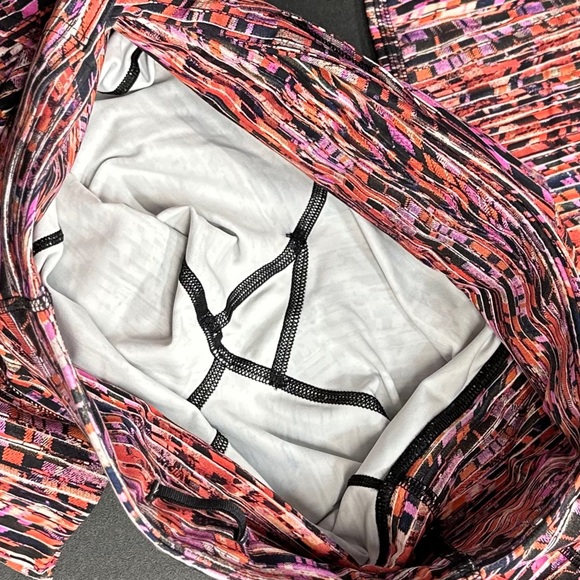 Lululemon Fast and Free Tight II 25" Nulux in Flash Pleat Orange Multi [1703] - Picture 7 of 9